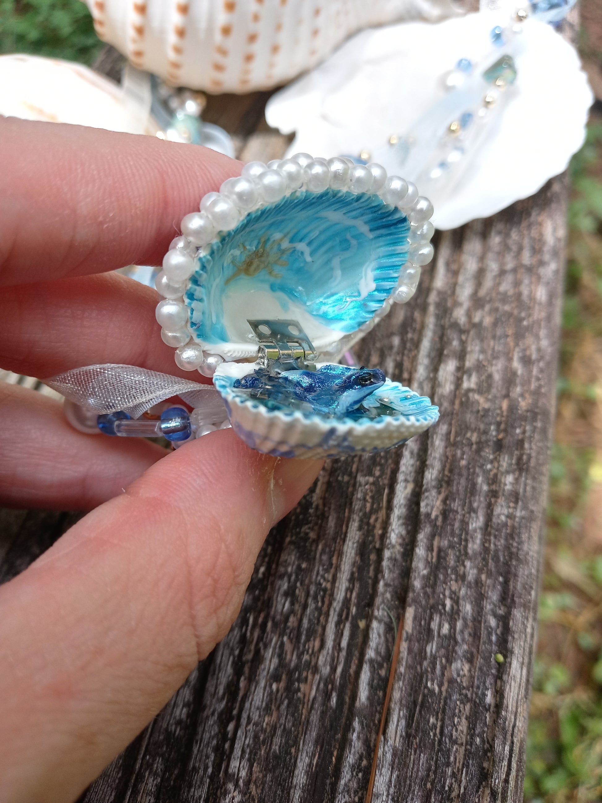 Ocean Ray Locket image 9