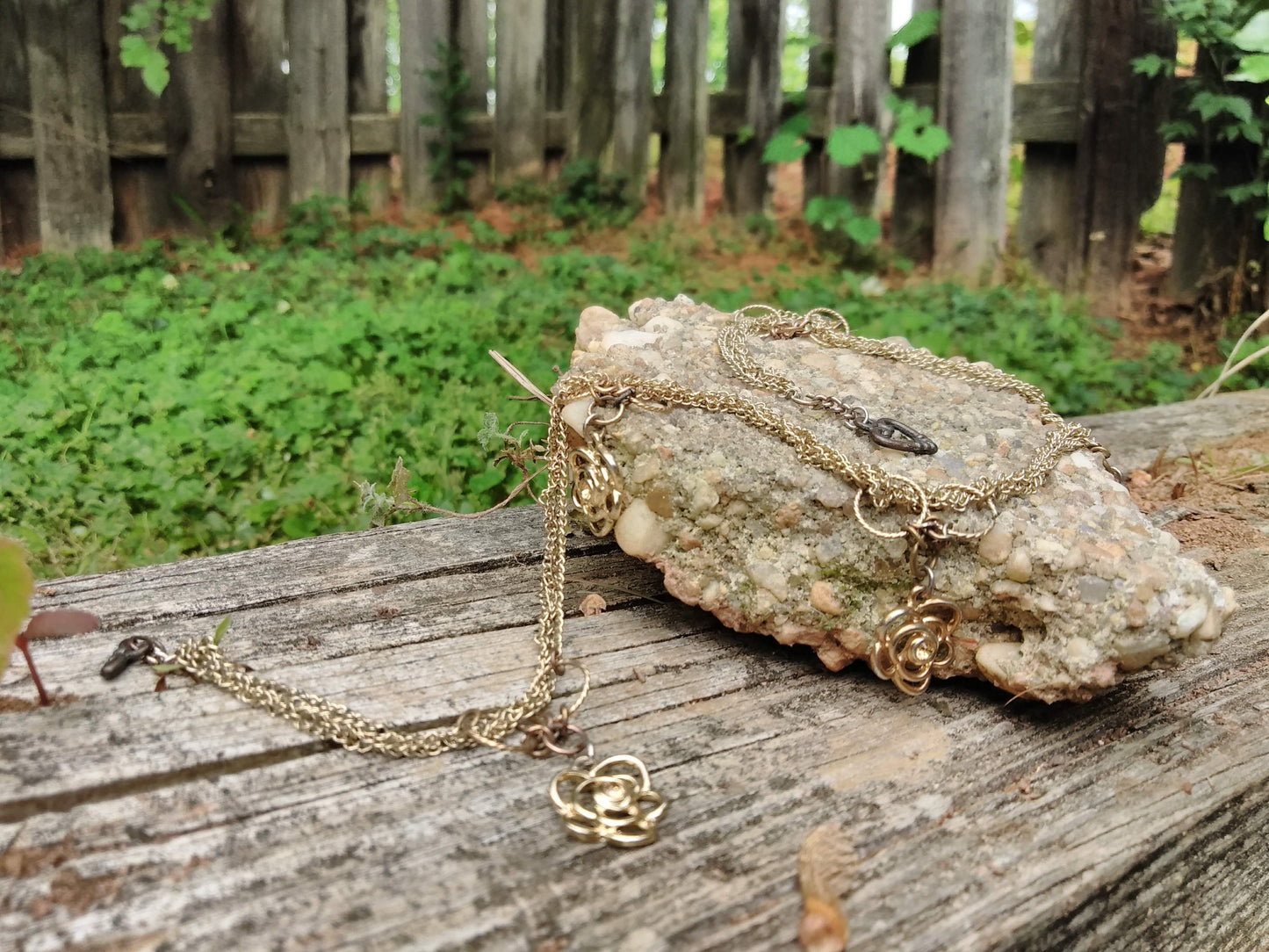 Twisted Rose image 3