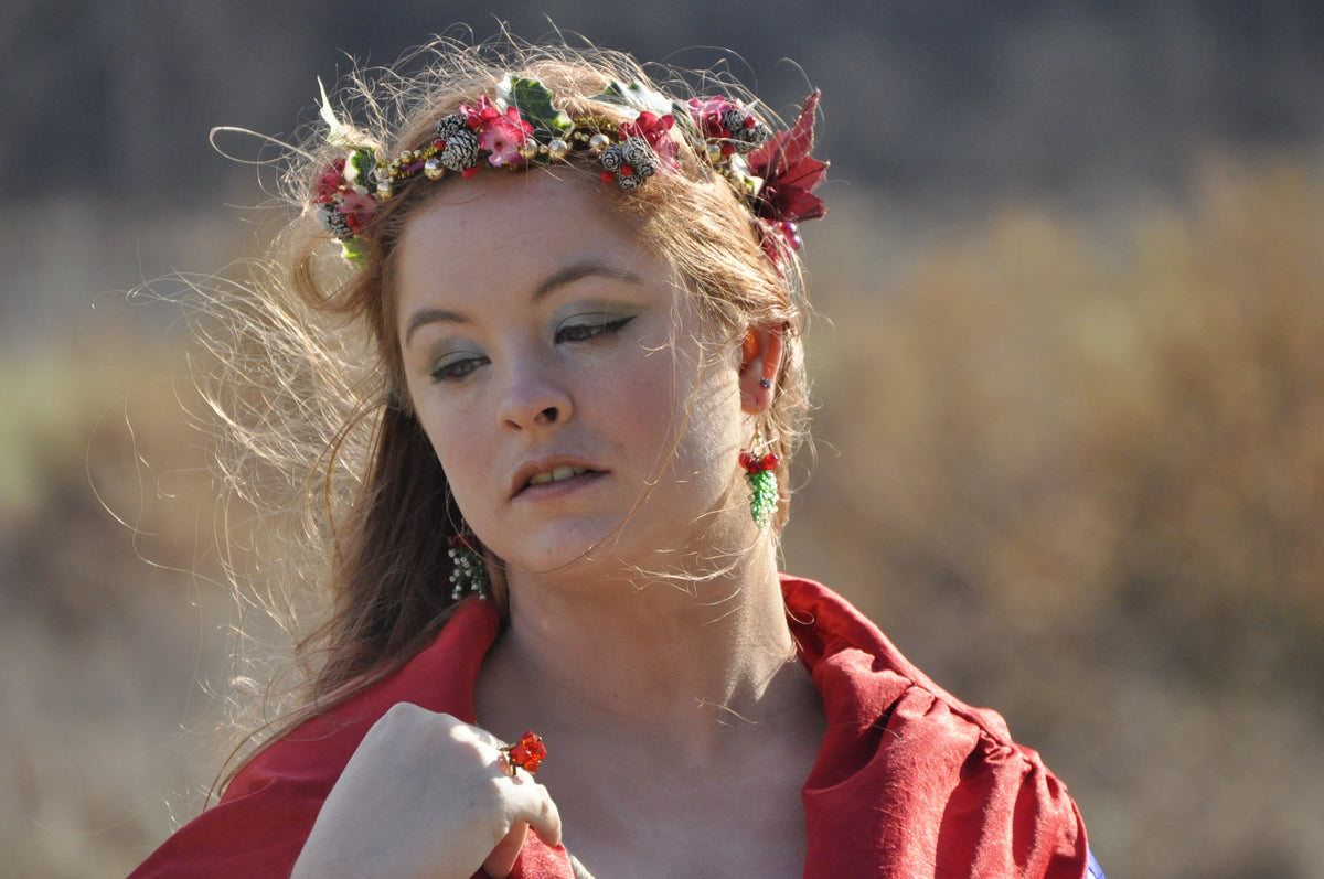 The Holly Queen image 1